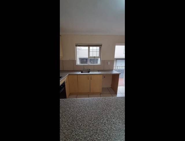 1 BEDROOM PROPERTY TO RENT IN WYNBERG